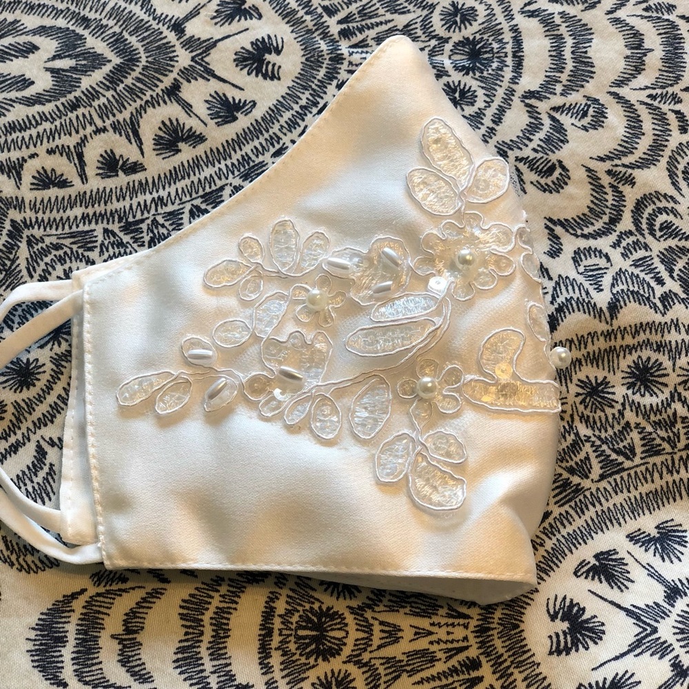 Face Masks Set - NWT - Picture 2 of 6